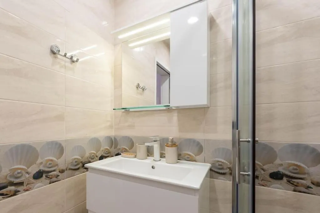 Apartment One Bedroom Flat In Bella Vita Complex Close To St Constantine And Helena Varna