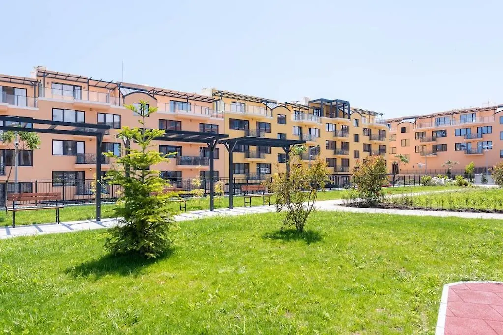 One Bedroom Flat In Bella Vita Complex Close To St Constantine And Helena Varna